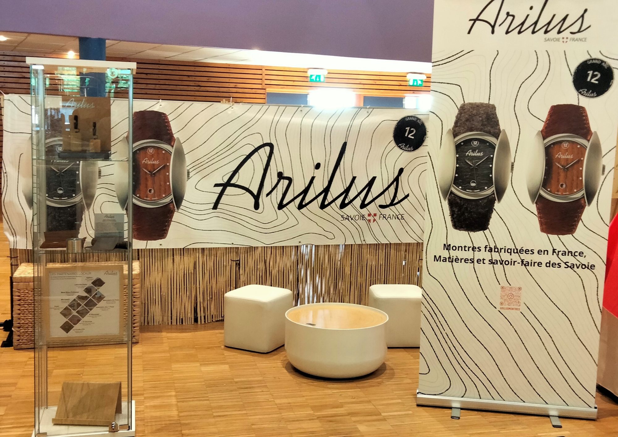 Stand des montres Arilus lors du salon des créateurs DE(MAIN) organisé par Made Annecy